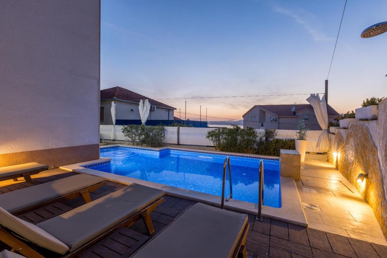 Villa Ines With Pool By The Beach Trogir Exterior foto